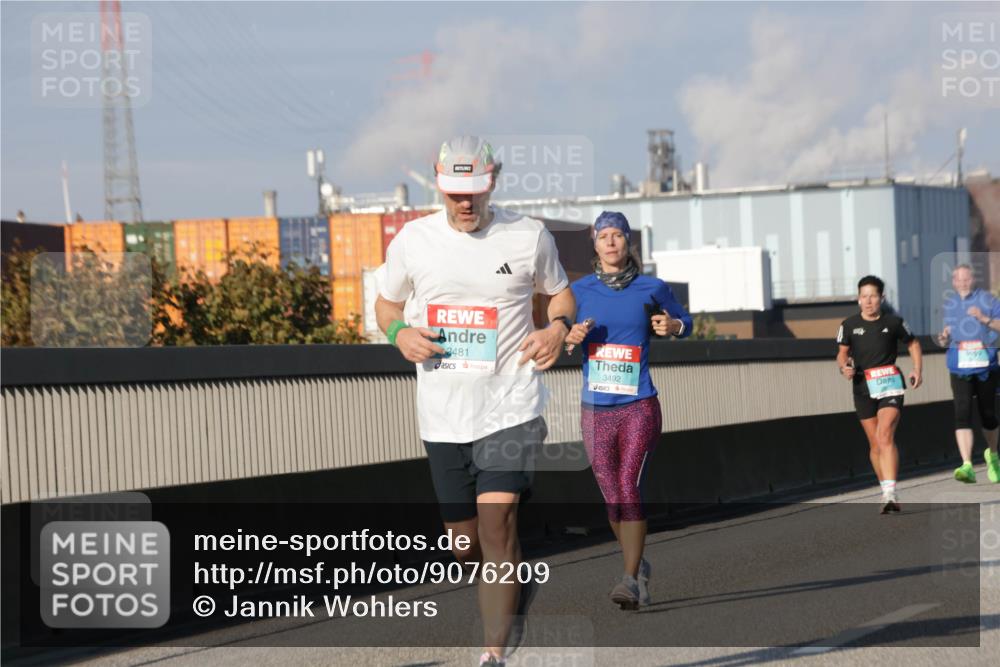 03.10.2025 - Köhlbrandbrückenlauf Jannik Wohlers http://msf.ph/oto/9076209 03.10.2025 09:51:48 Position 3 3481, 3492 meine-sportfotos.de