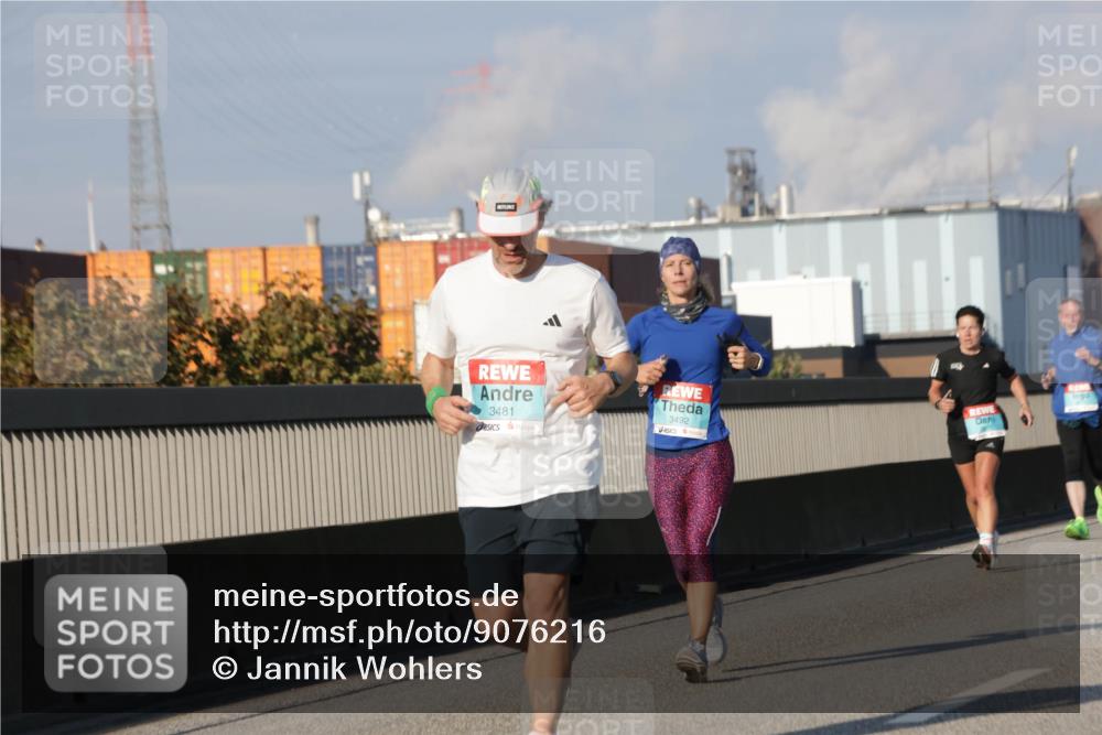 03.10.2025 - Köhlbrandbrückenlauf Jannik Wohlers http://msf.ph/oto/9076216 03.10.2025 09:51:48 Position 3 3481, 3492 meine-sportfotos.de