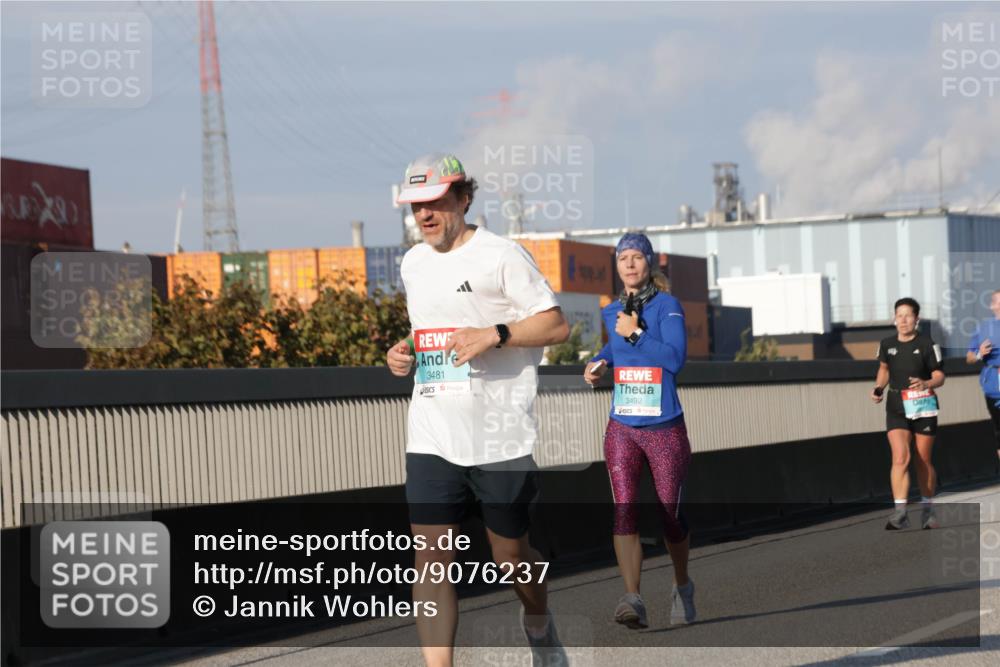 03.10.2025 - Köhlbrandbrückenlauf Jannik Wohlers http://msf.ph/oto/9076237 03.10.2025 09:51:49 Position 3 3481, 3492 meine-sportfotos.de