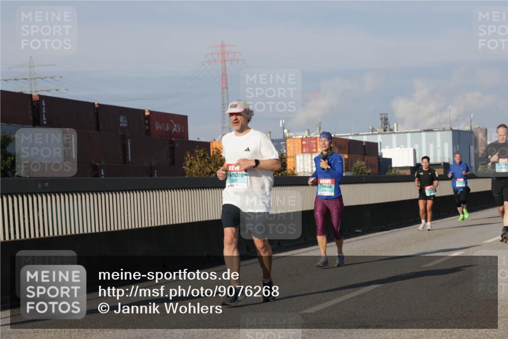 03.10.2025 - Köhlbrandbrückenlauf Jannik Wohlers http://msf.ph/oto/9076268 03.10.2025 09:51:49 Position 3 0100, 34811 meine-sportfotos.de