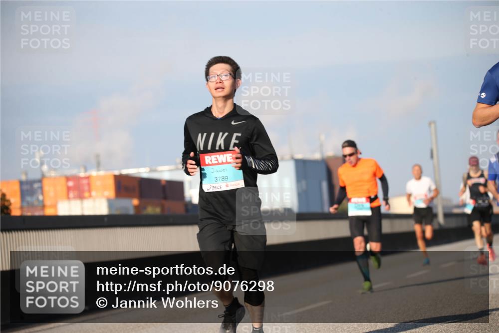 03.10.2025 - Köhlbrandbrückenlauf Jannik Wohlers http://msf.ph/oto/9076298 03.10.2025 09:42:50 Position 3 3789 meine-sportfotos.de