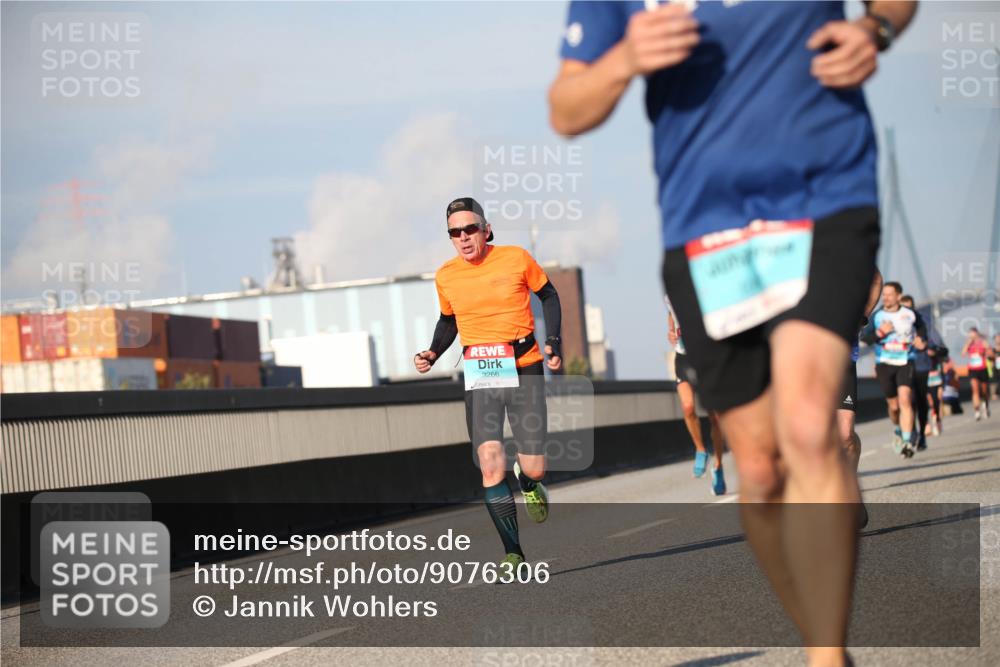 03.10.2025 - Köhlbrandbrückenlauf Jannik Wohlers http://msf.ph/oto/9076306 03.10.2025 09:42:51 Position 3 3266 meine-sportfotos.de