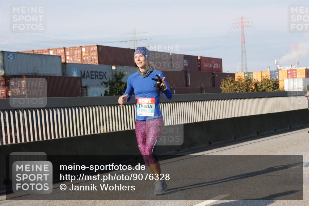 03.10.2025 - Köhlbrandbrückenlauf Jannik Wohlers http://msf.ph/oto/9076328 03.10.2025 09:51:52 Position 3 3492 meine-sportfotos.de