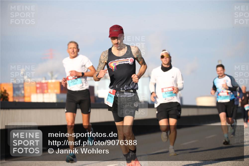 03.10.2025 - Köhlbrandbrückenlauf Jannik Wohlers http://msf.ph/oto/9076388 03.10.2025 09:42:56 Position 3  meine-sportfotos.de