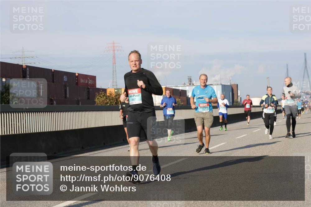 03.10.2025 - Köhlbrandbrückenlauf Jannik Wohlers http://msf.ph/oto/9076408 03.10.2025 09:51:54 Position 3 2807 meine-sportfotos.de
