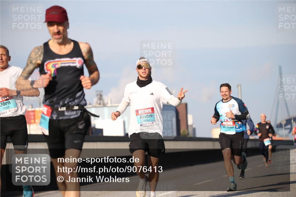 03.10.2025 - Köhlbrandbrückenlauf Jannik Wohlers http://msf.ph/oto/9076413 03.10.2025 09:42:57 Position 3 1048, 3494, 2879 meine-sportfotos.de