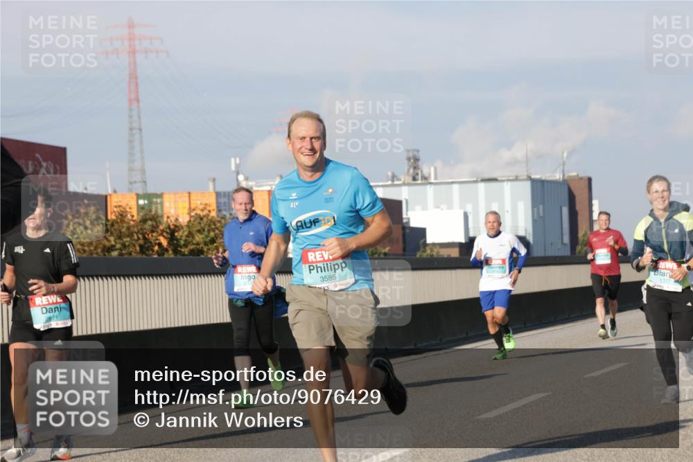 03.10.2025 - Köhlbrandbrückenlauf Jannik Wohlers http://msf.ph/oto/9076429 03.10.2025 09:51:55 Position 3 2671, 3585, 1377 meine-sportfotos.de