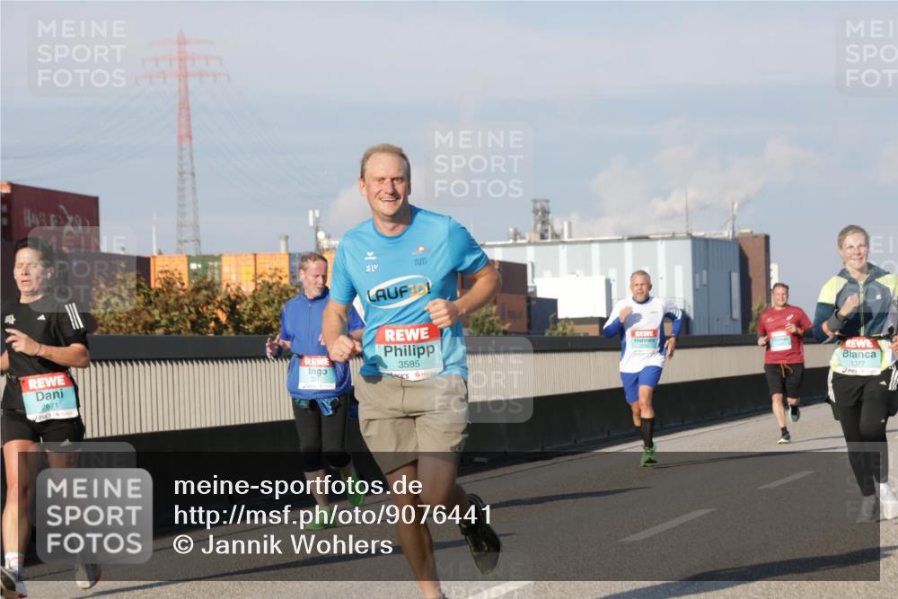 03.10.2025 - Köhlbrandbrückenlauf Jannik Wohlers http://msf.ph/oto/9076441 03.10.2025 09:51:55 Position 3 2671, 3585, 1377 meine-sportfotos.de