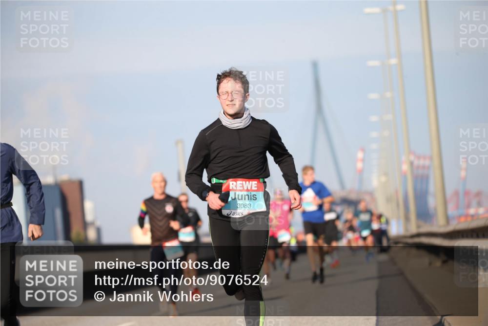 03.10.2025 - Köhlbrandbrückenlauf Jannik Wohlers http://msf.ph/oto/9076524 03.10.2025 09:43:00 Position 3 3083 meine-sportfotos.de