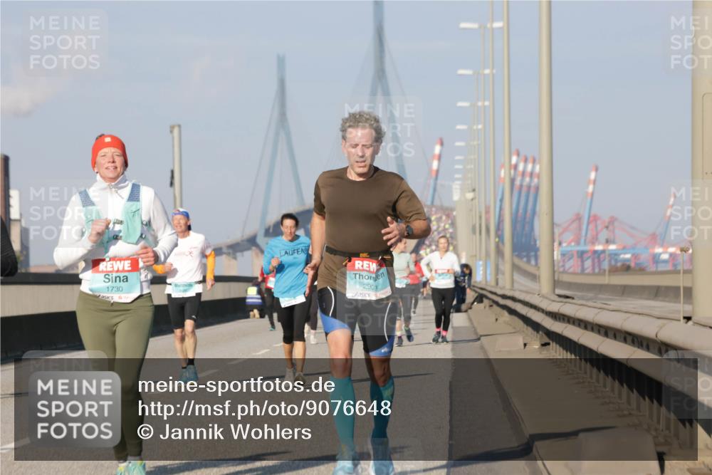 03.10.2025 - Köhlbrandbrückenlauf Jannik Wohlers http://msf.ph/oto/9076648 03.10.2025 09:52:00 Position 3 1730, 2903 meine-sportfotos.de