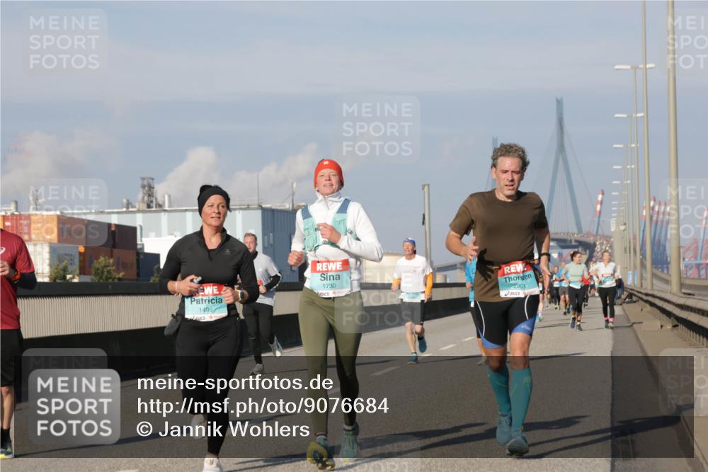 03.10.2025 - Köhlbrandbrückenlauf Jannik Wohlers http://msf.ph/oto/9076684 03.10.2025 09:52:01 Position 3 1496, 1730, 2903 meine-sportfotos.de