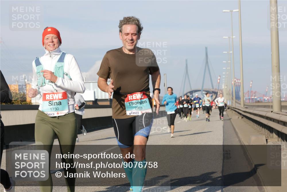 03.10.2025 - Köhlbrandbrückenlauf Jannik Wohlers http://msf.ph/oto/9076758 03.10.2025 09:52:03 Position 3 1730, 2903 meine-sportfotos.de