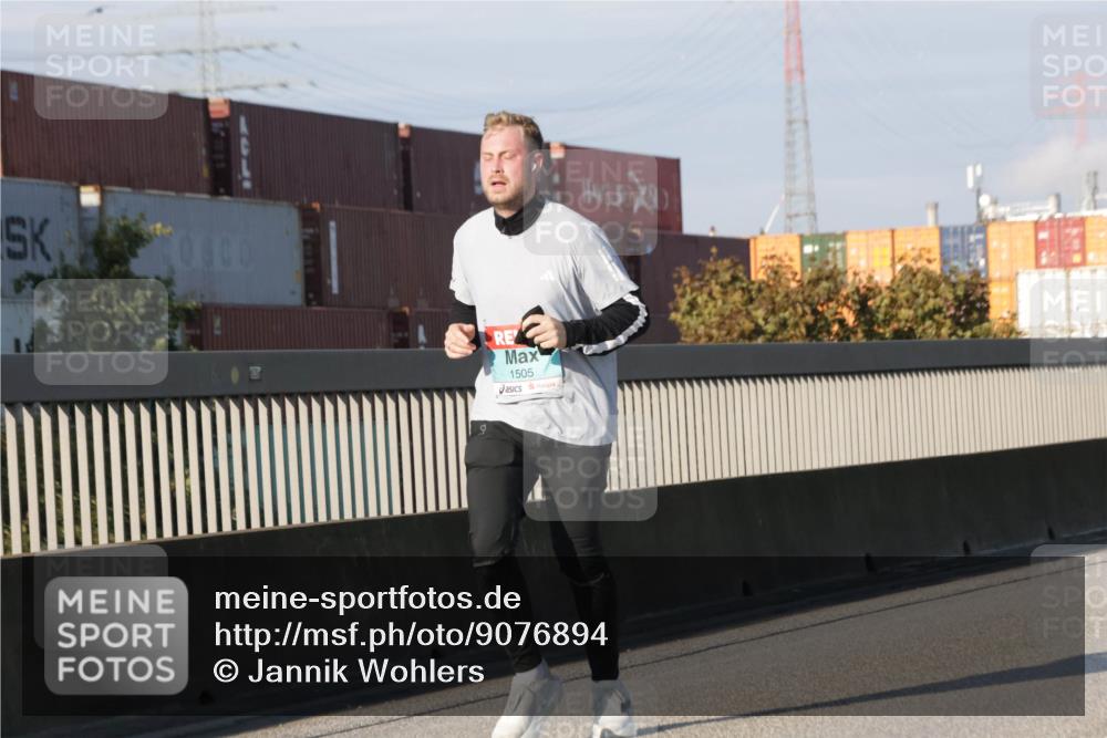 03.10.2025 - Köhlbrandbrückenlauf Jannik Wohlers http://msf.ph/oto/9076894 03.10.2025 09:52:07 Position 3 1505 meine-sportfotos.de