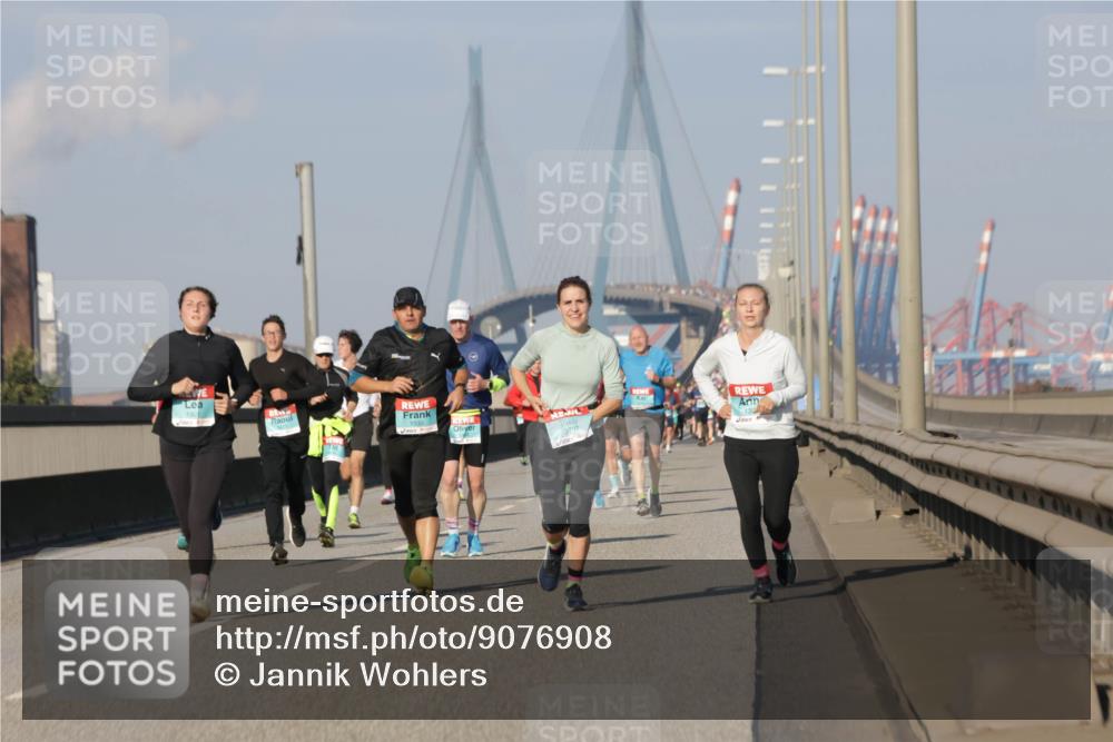03.10.2025 - Köhlbrandbrückenlauf Jannik Wohlers http://msf.ph/oto/9076908 03.10.2025 09:52:09 Position 3 3797 meine-sportfotos.de