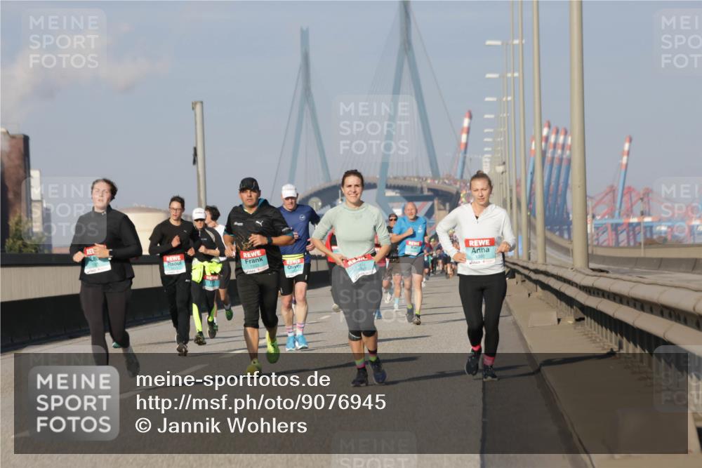 03.10.2025 - Köhlbrandbrückenlauf Jannik Wohlers http://msf.ph/oto/9076945 03.10.2025 09:52:09 Position 3 1395 meine-sportfotos.de