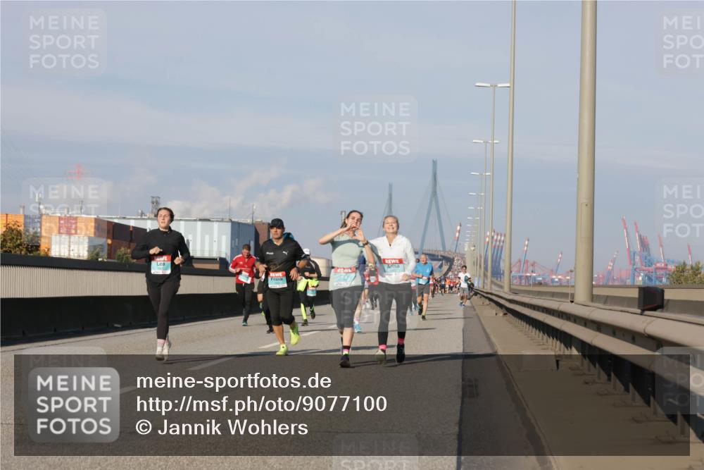 03.10.2025 - Köhlbrandbrückenlauf Jannik Wohlers http://msf.ph/oto/9077100 03.10.2025 09:52:13 Position 3  meine-sportfotos.de