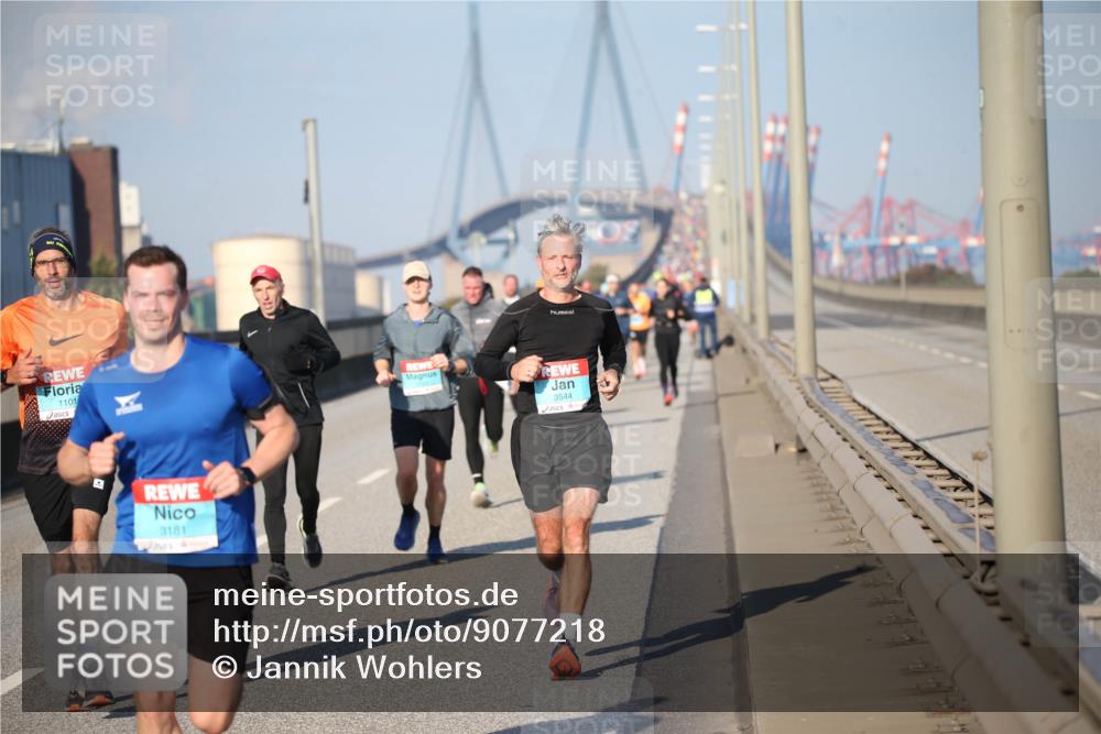 03.10.2025 - Köhlbrandbrückenlauf Jannik Wohlers http://msf.ph/oto/9077218 03.10.2025 09:43:50 Position 3 1101, 3181, 3544 meine-sportfotos.de