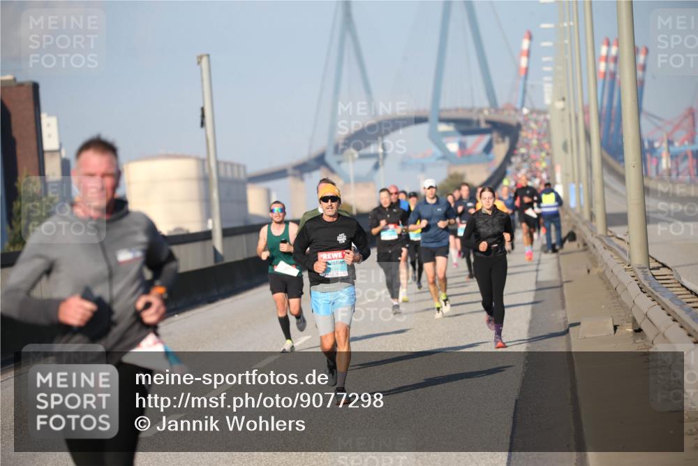 03.10.2025 - Köhlbrandbrückenlauf Jannik Wohlers http://msf.ph/oto/9077298 03.10.2025 09:43:55 Position 3  meine-sportfotos.de