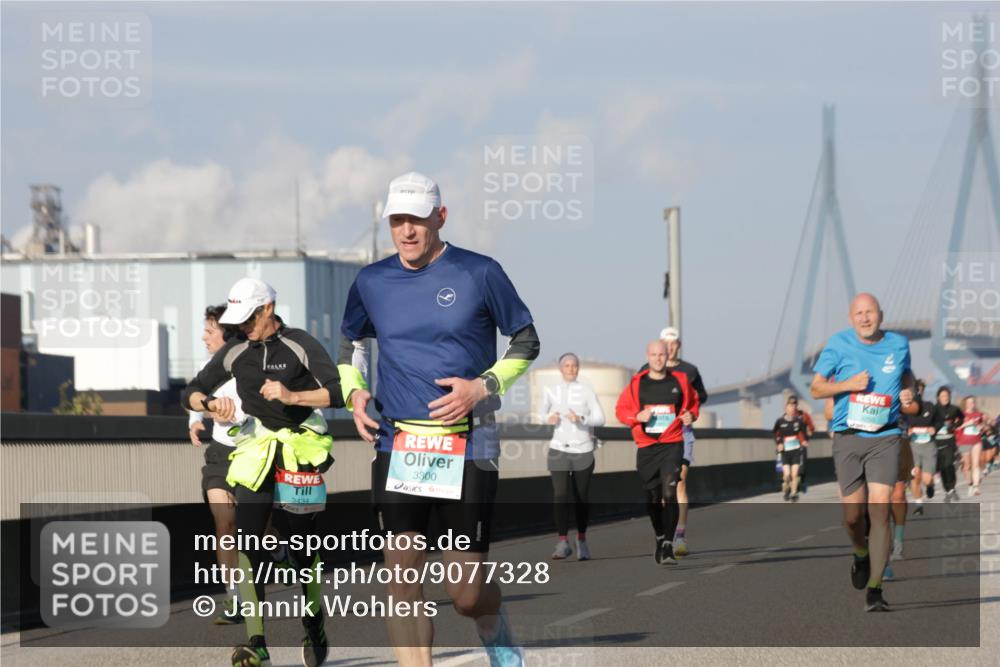 03.10.2025 - Köhlbrandbrückenlauf Jannik Wohlers http://msf.ph/oto/9077328 03.10.2025 09:52:17 Position 3 3434, 3300 meine-sportfotos.de