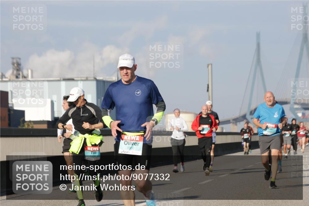 03.10.2025 - Köhlbrandbrückenlauf Jannik Wohlers http://msf.ph/oto/9077332 03.10.2025 09:52:17 Position 3 3434, 3300 meine-sportfotos.de