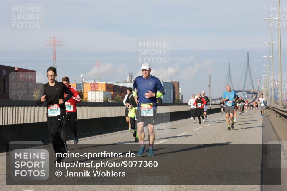 03.10.2025 - Köhlbrandbrückenlauf Jannik Wohlers http://msf.ph/oto/9077360 03.10.2025 09:52:18 Position 3 3411 meine-sportfotos.de