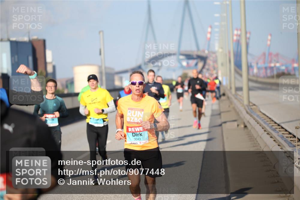 03.10.2025 - Köhlbrandbrückenlauf Jannik Wohlers http://msf.ph/oto/9077448 03.10.2025 09:44:09 Position 3 3043 meine-sportfotos.de