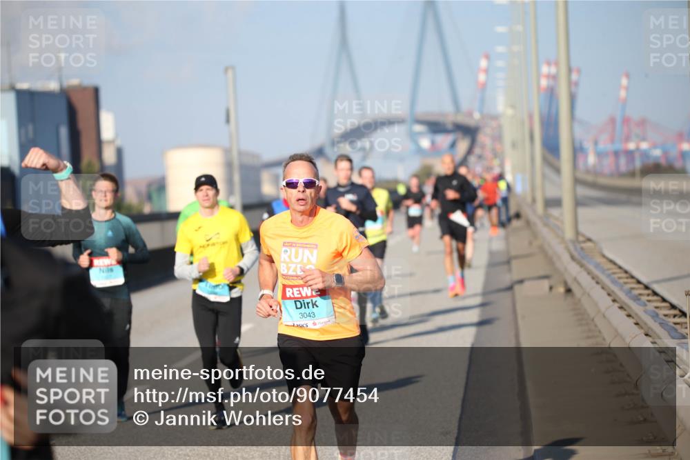 03.10.2025 - Köhlbrandbrückenlauf Jannik Wohlers http://msf.ph/oto/9077454 03.10.2025 09:44:09 Position 3 3043 meine-sportfotos.de