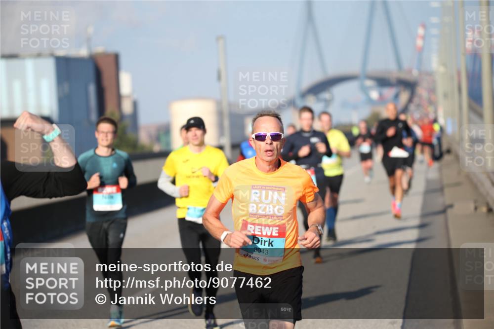 03.10.2025 - Köhlbrandbrückenlauf Jannik Wohlers http://msf.ph/oto/9077462 03.10.2025 09:44:09 Position 3 3043 meine-sportfotos.de