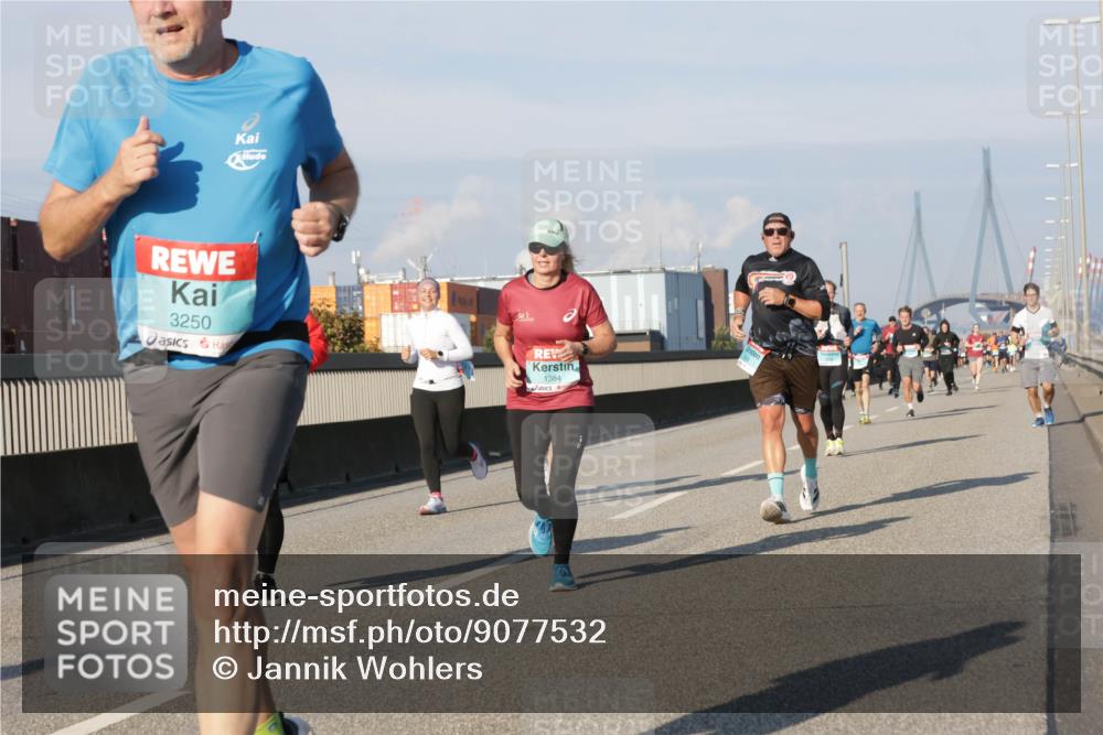 03.10.2025 - Köhlbrandbrückenlauf Jannik Wohlers http://msf.ph/oto/9077532 03.10.2025 09:52:25 Position 3 3250, 1384 meine-sportfotos.de