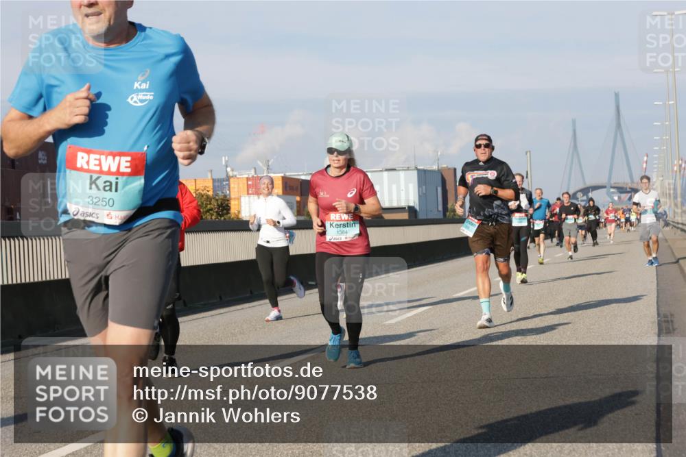 03.10.2025 - Köhlbrandbrückenlauf Jannik Wohlers http://msf.ph/oto/9077538 03.10.2025 09:52:25 Position 3 3250, 1384 meine-sportfotos.de
