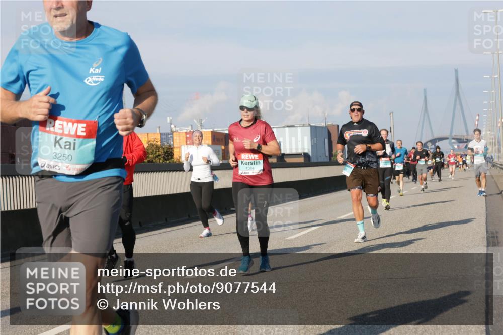 03.10.2025 - Köhlbrandbrückenlauf Jannik Wohlers http://msf.ph/oto/9077544 03.10.2025 09:52:25 Position 3 3250, 1384 meine-sportfotos.de
