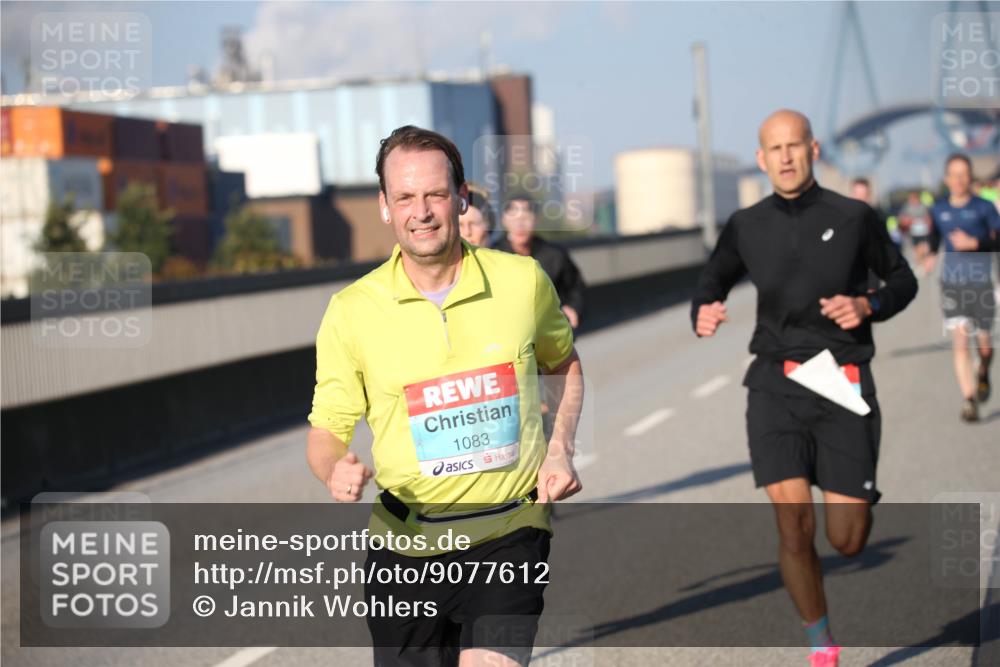 03.10.2025 - Köhlbrandbrückenlauf Jannik Wohlers http://msf.ph/oto/9077612 03.10.2025 09:44:17 Position 3 1083 meine-sportfotos.de