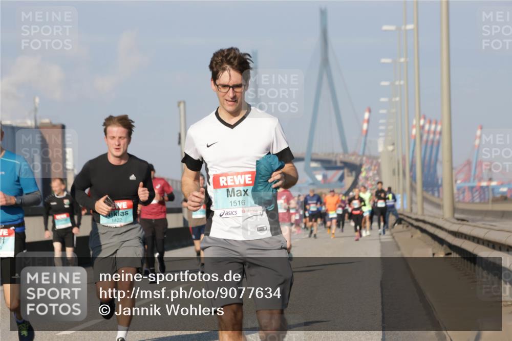 03.10.2025 - Köhlbrandbrückenlauf Jannik Wohlers http://msf.ph/oto/9077634 03.10.2025 09:52:32 Position 3 1402, 1516 meine-sportfotos.de