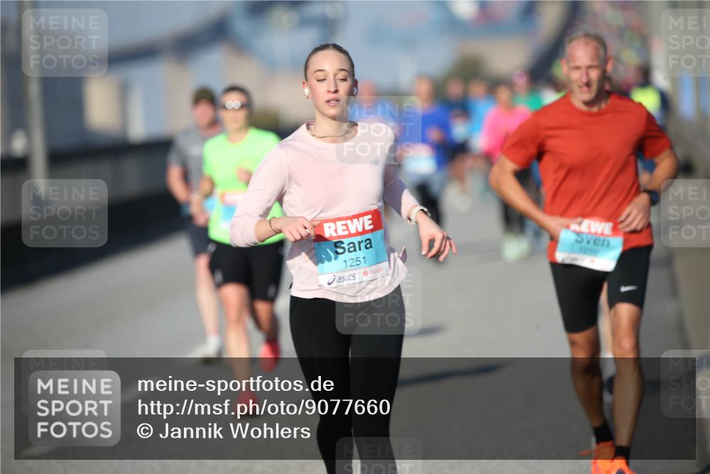 03.10.2025 - Köhlbrandbrückenlauf Jannik Wohlers http://msf.ph/oto/9077660 03.10.2025 09:44:27 Position 3 1251 meine-sportfotos.de