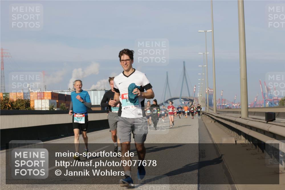 03.10.2025 - Köhlbrandbrückenlauf Jannik Wohlers http://msf.ph/oto/9077678 03.10.2025 09:52:33 Position 3 1516 meine-sportfotos.de