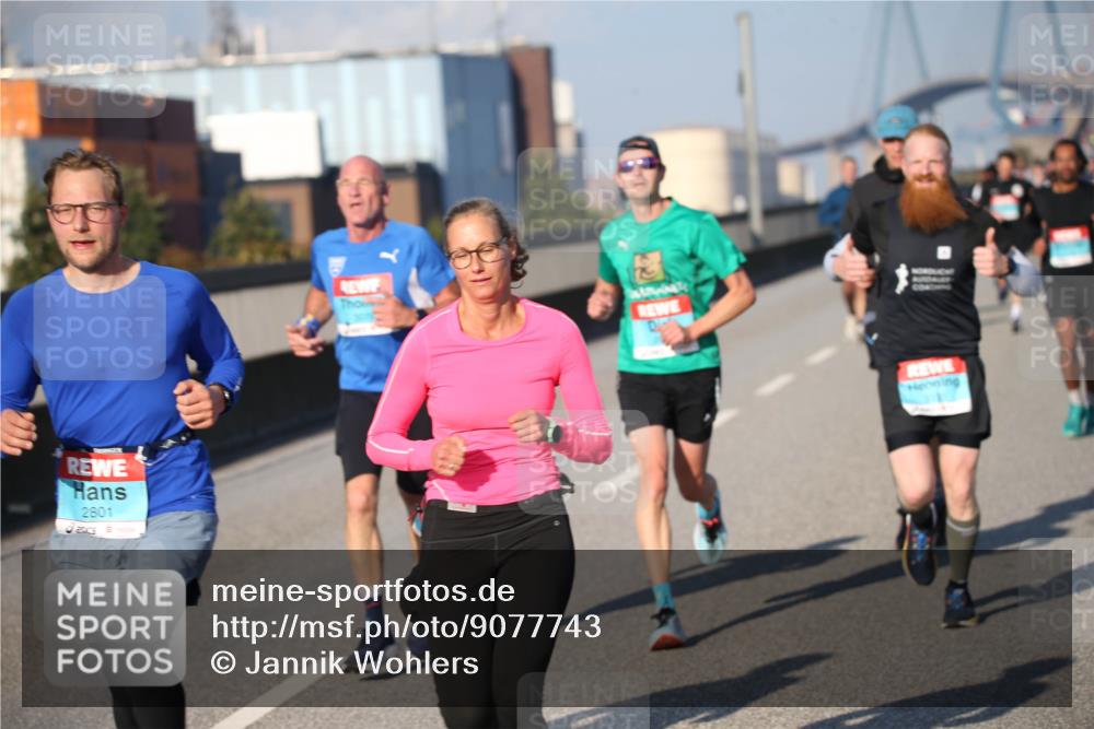 03.10.2025 - Köhlbrandbrückenlauf Jannik Wohlers http://msf.ph/oto/9077743 03.10.2025 09:44:44 Position 3 2801 meine-sportfotos.de