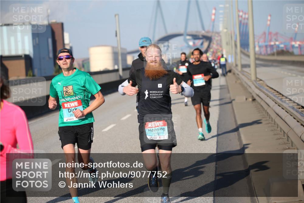 03.10.2025 - Köhlbrandbrückenlauf Jannik Wohlers http://msf.ph/oto/9077752 03.10.2025 09:44:45 Position 3 2, 281, 3335 meine-sportfotos.de