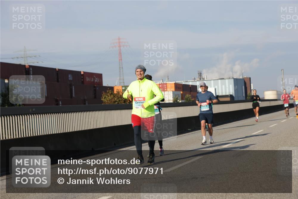 03.10.2025 - Köhlbrandbrückenlauf Jannik Wohlers http://msf.ph/oto/9077971 03.10.2025 09:52:48 Position 3 1451 meine-sportfotos.de