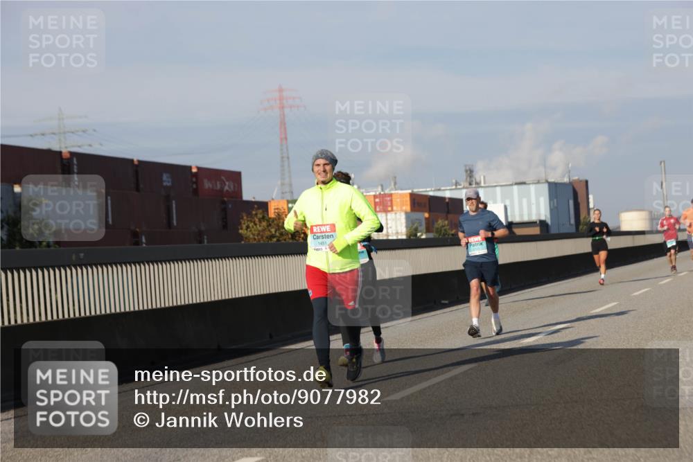 03.10.2025 - Köhlbrandbrückenlauf Jannik Wohlers http://msf.ph/oto/9077982 03.10.2025 09:52:48 Position 3 10100, 1451 meine-sportfotos.de