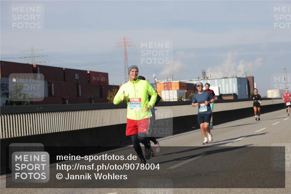 03.10.2025 - Köhlbrandbrückenlauf Jannik Wohlers http://msf.ph/oto/9078004 03.10.2025 09:52:48 Position 3 1451 meine-sportfotos.de