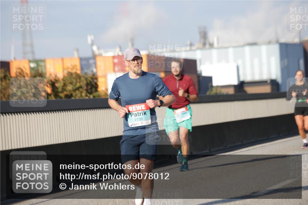 03.10.2025 - Köhlbrandbrückenlauf Jannik Wohlers http://msf.ph/oto/9078012 03.10.2025 09:52:49 Position 3 2733 meine-sportfotos.de
