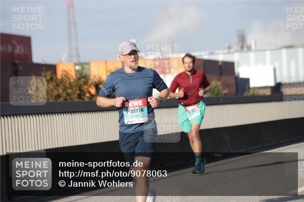03.10.2025 - Köhlbrandbrückenlauf Jannik Wohlers http://msf.ph/oto/9078063 03.10.2025 09:52:50 Position 3 2733 meine-sportfotos.de