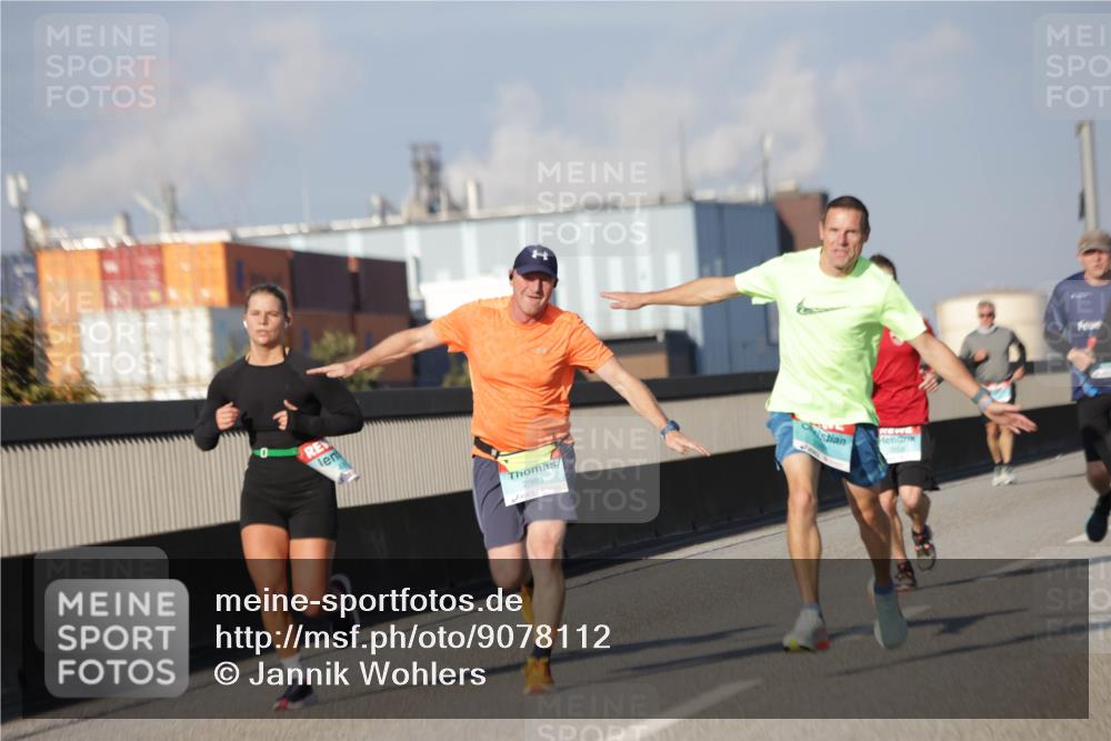 03.10.2025 - Köhlbrandbrückenlauf Jannik Wohlers http://msf.ph/oto/9078112 03.10.2025 09:52:53 Position 3 2983 meine-sportfotos.de