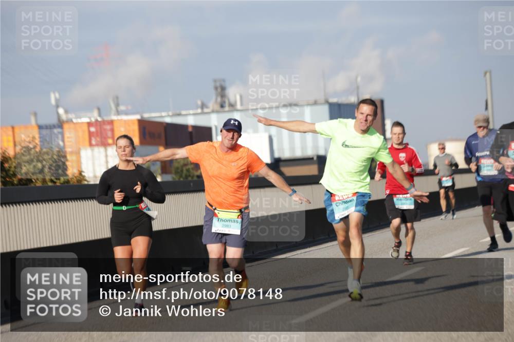 03.10.2025 - Köhlbrandbrückenlauf Jannik Wohlers http://msf.ph/oto/9078148 03.10.2025 09:52:53 Position 3 2983 meine-sportfotos.de