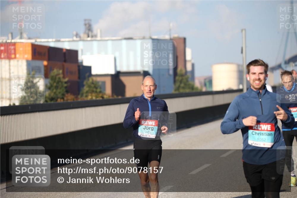 03.10.2025 - Köhlbrandbrückenlauf Jannik Wohlers http://msf.ph/oto/9078157 03.10.2025 09:45:14 Position 3 1102, 1052 meine-sportfotos.de
