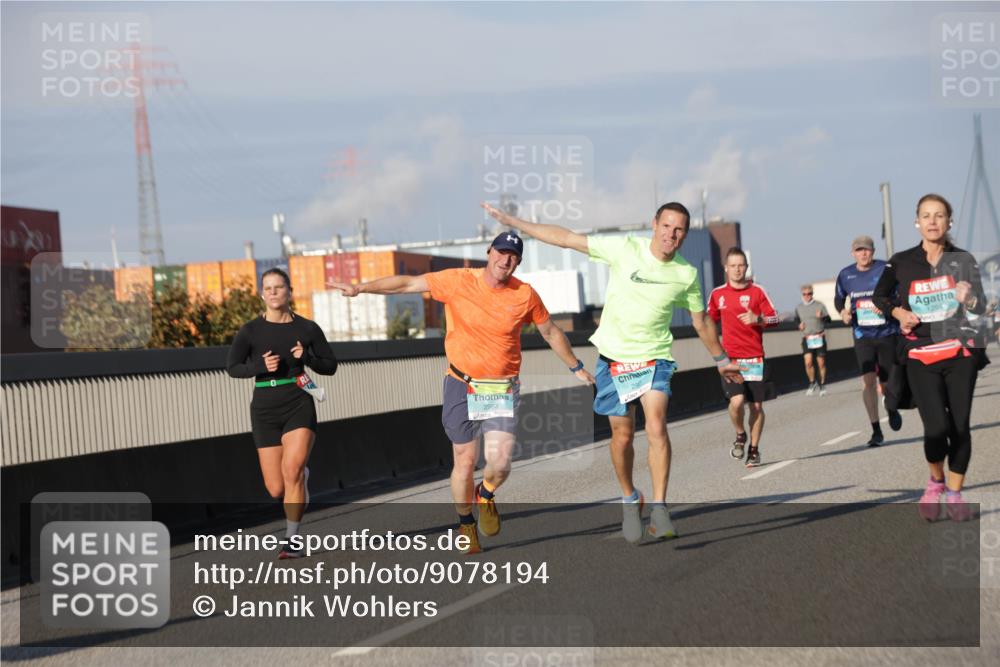 03.10.2025 - Köhlbrandbrückenlauf Jannik Wohlers http://msf.ph/oto/9078194 03.10.2025 09:52:54 Position 3 2983, 296, 1294 meine-sportfotos.de