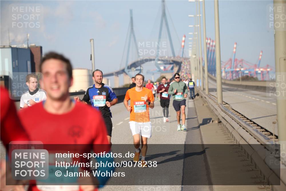 03.10.2025 - Köhlbrandbrückenlauf Jannik Wohlers http://msf.ph/oto/9078238 03.10.2025 09:45:21 Position 3 1215, 1423 meine-sportfotos.de
