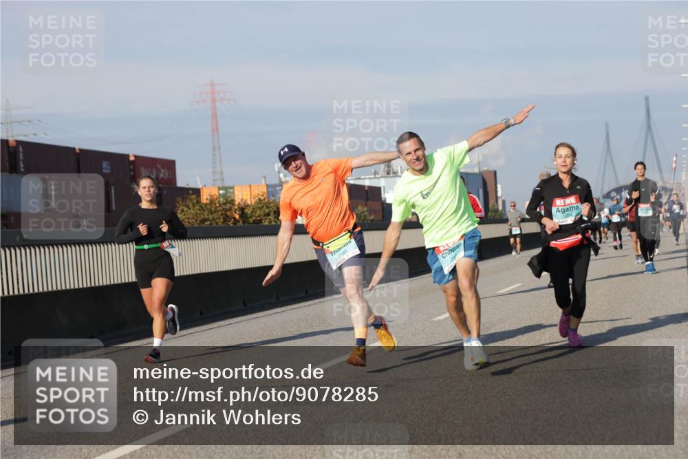 03.10.2025 - Köhlbrandbrückenlauf Jannik Wohlers http://msf.ph/oto/9078285 03.10.2025 09:52:55 Position 3 7800, 2983, 1294 meine-sportfotos.de