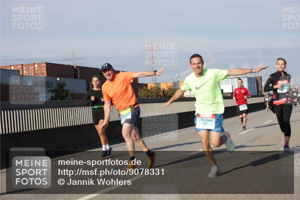 03.10.2025 - Köhlbrandbrückenlauf Jannik Wohlers http://msf.ph/oto/9078331 03.10.2025 09:52:56 Position 3 2961 meine-sportfotos.de