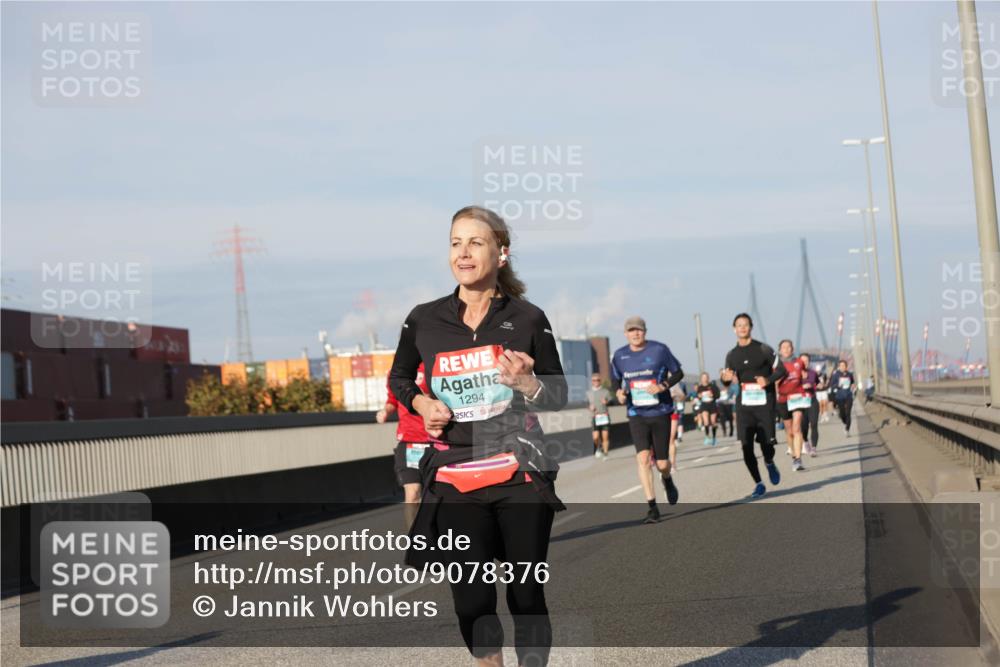 03.10.2025 - Köhlbrandbrückenlauf Jannik Wohlers http://msf.ph/oto/9078376 03.10.2025 09:52:57 Position 3 1294 meine-sportfotos.de